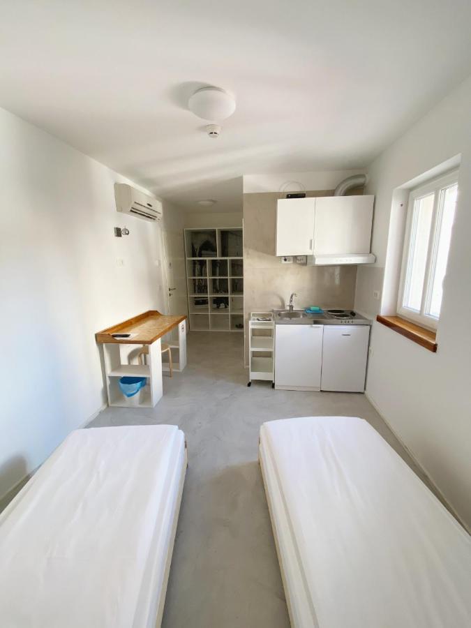 Guest House Via Flavia Копер Екстер'єр фото